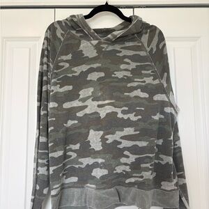 Lucky Brand Gray Camouflage Hooded Sweater